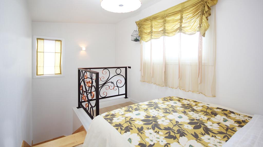 Blue&White Pension Namhae Extérieur photo