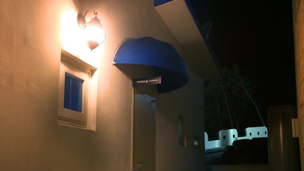 Blue&White Pension Namhae Extérieur photo